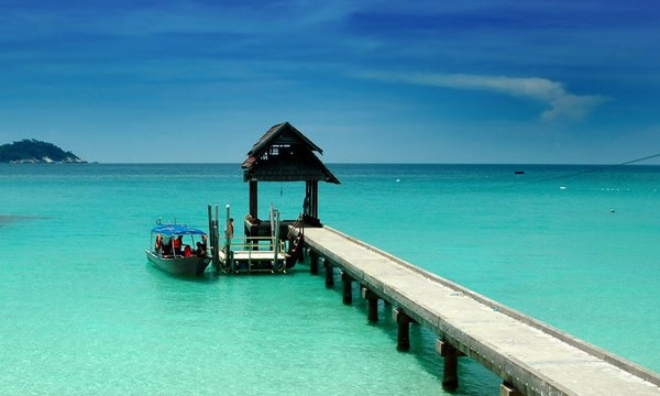 Mal-Beach.jpg.600x360_q85_crop.jpg