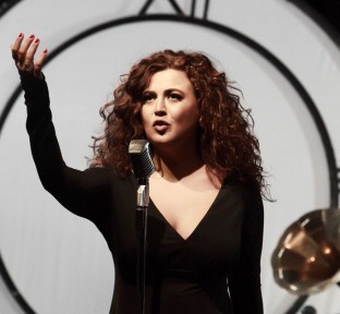 Yvonne El Hachem releases Debut Album