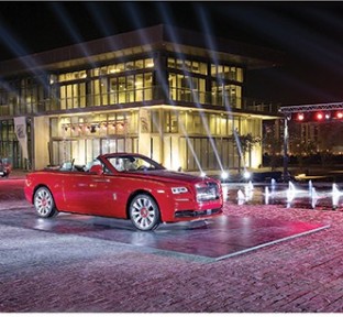 Rolls-Royce Dawn Introduced to Customers in Qatar