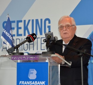 Kassar Honors Lebanese Media Representatives