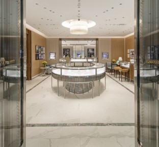 Tiffany & Co. Opens a New Store in Abu Dhabi